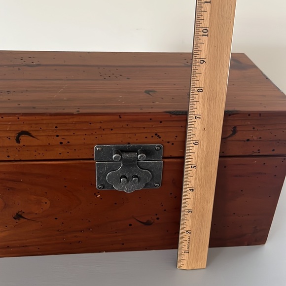 Dresser Top Wooden Box - Picture 8 of 8